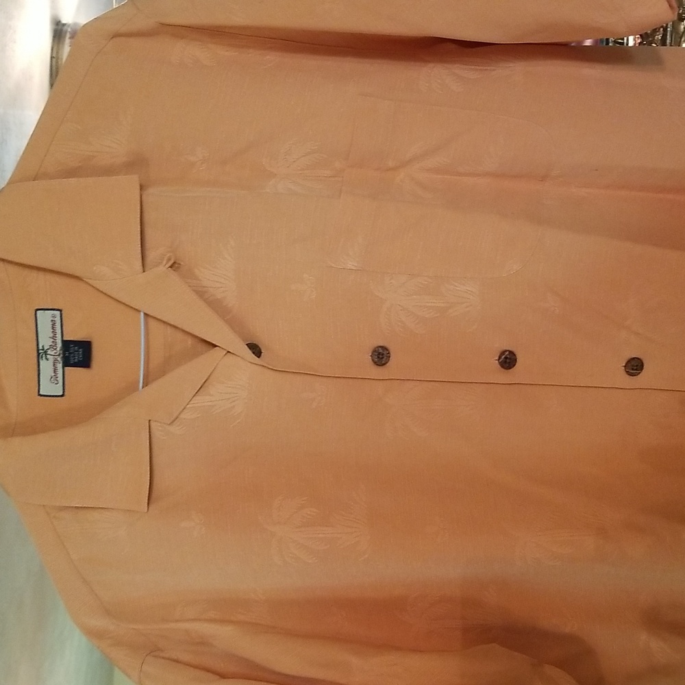 Tommy Bahama man's 100% silk shirt